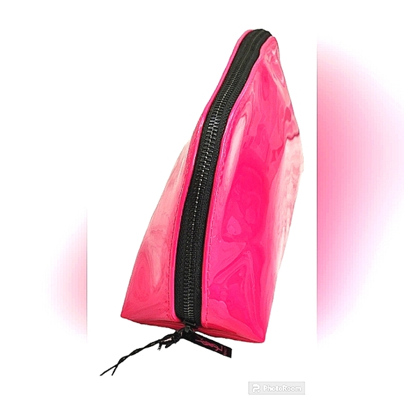 YVES SAINT LAURENT HOT PINK & BLACK PATENT LEATHER COSMETIC DOME POUCH NWT - Picture 3 of 12